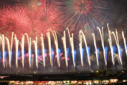 เทศกาลดอกไม้ไฟ Omagari Hanabi