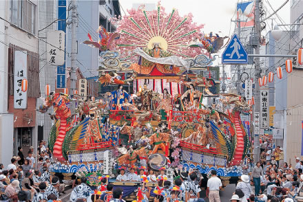 เทศกาล Hachinohe Sansha Taisai